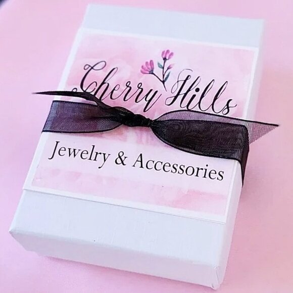 Glamorous Cubic Zirconia Diamond Drop Earrings Gold - Picture 9 of 10